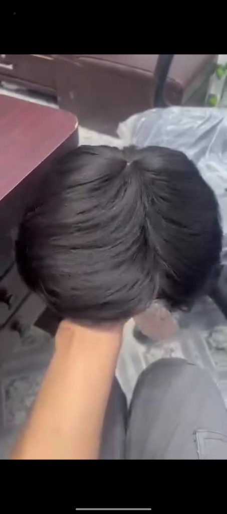 Crown of a men’s hair unit